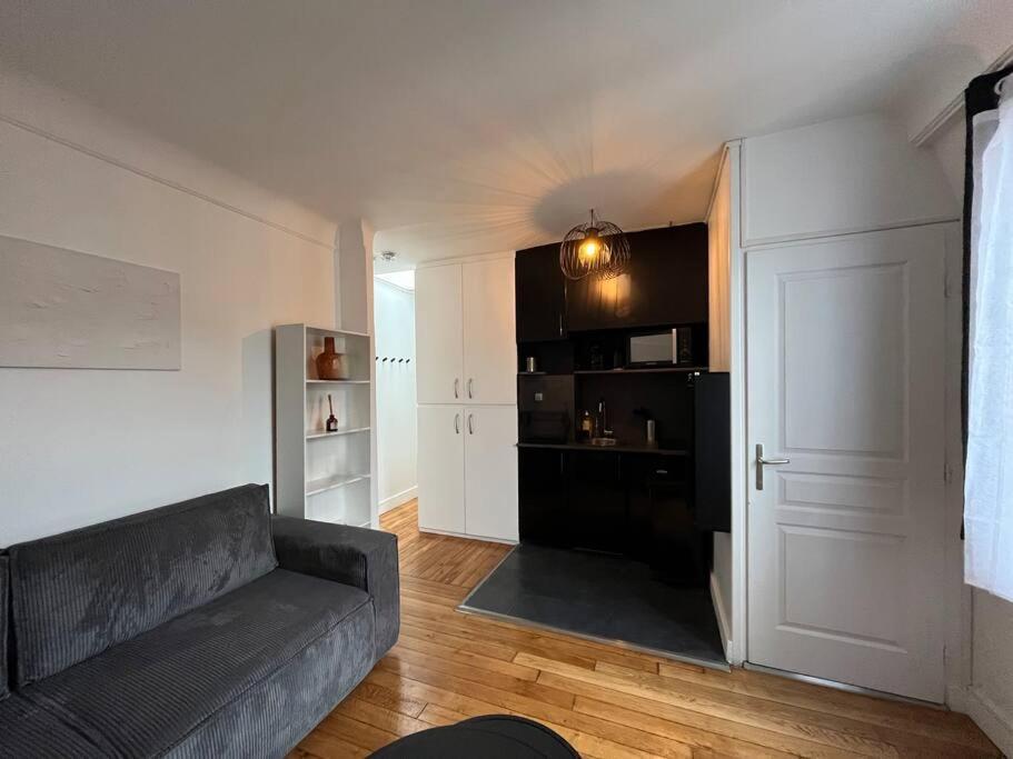 Typical Parisian Parigi